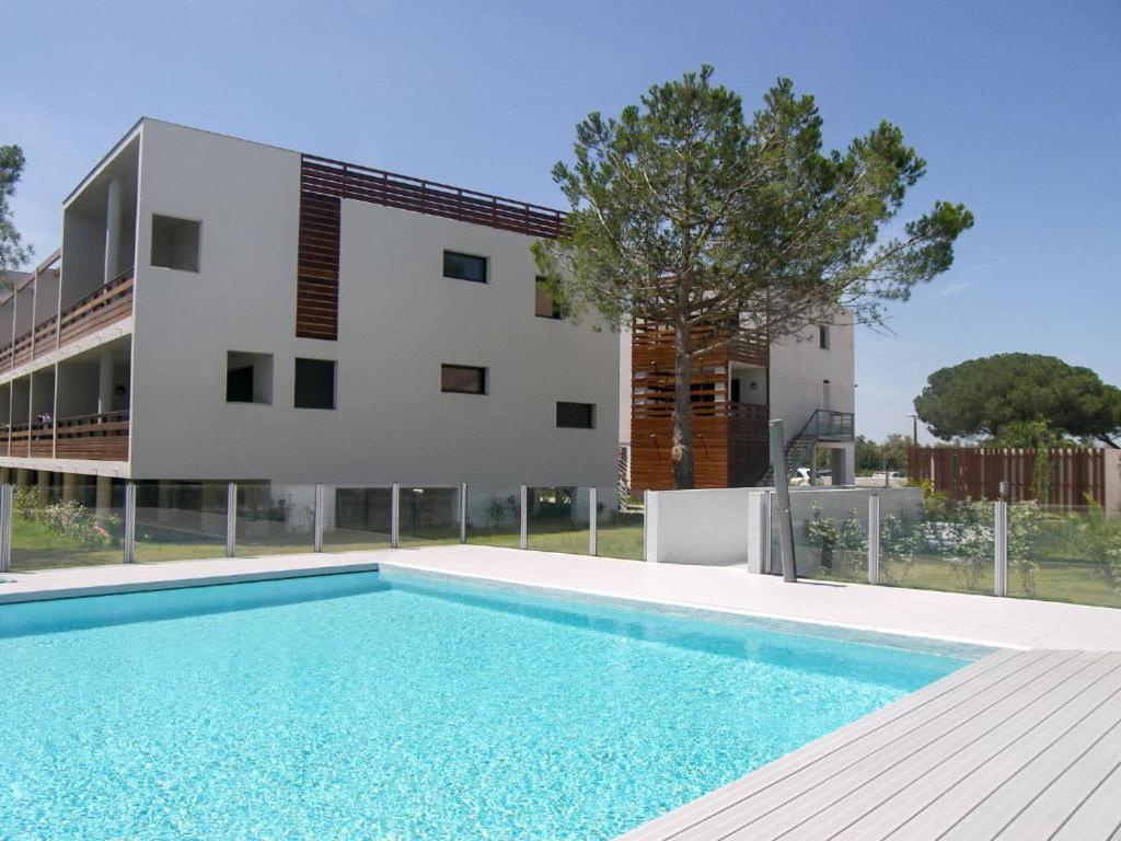 Vert Paradis - Vue Apaisante Sur Golf, Pins Parasols, 2E Etage - 80 M2 Dont Terrasse Avec Pergola, 2 Chambres, 3Et Iles, 3 Clim, Wifi - Piscine, Parking Et Park A Velos, Ascenseur - En Option Linge, Menage - Pistes Cyclables, Mer A Proximite سان سيبريان المظهر الخارجي الصورة