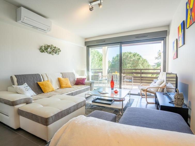 Vert Paradis - Vue Apaisante Sur Golf, Pins Parasols, 2E Etage - 80 M2 Dont Terrasse Avec Pergola, 2 Chambres, 3Et Iles, 3 Clim, Wifi - Piscine, Parking Et Park A Velos, Ascenseur - En Option Linge, Menage - Pistes Cyclables, Mer A Proximite سان سيبريان المظهر الخارجي الصورة